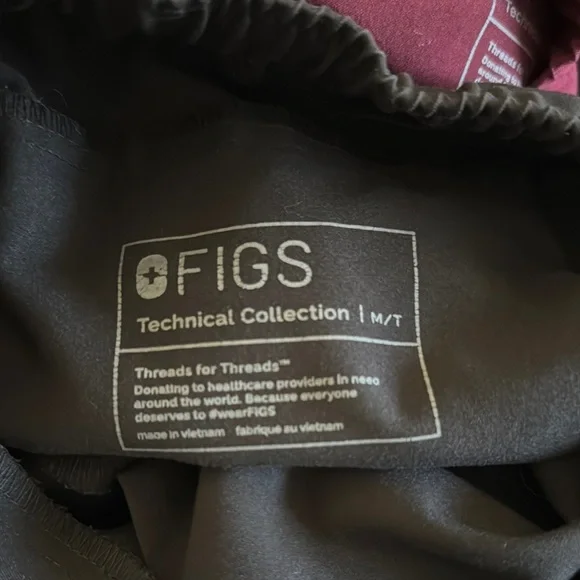 Set of 4 Figs Men’s Joggers Medium/Tall